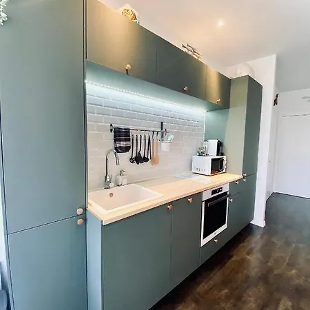 Front De A 10metres De La Apartamento Villeneuve-Loubet