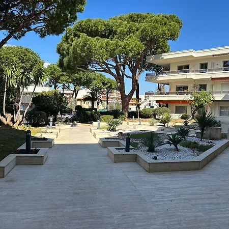 Apartment Studio Front De Mer A 10Metres De La Plage *