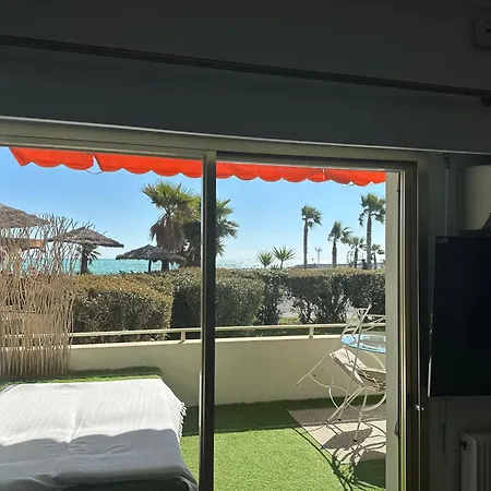 Apartment Studio Front De Mer A 10Metres De La Plage *
