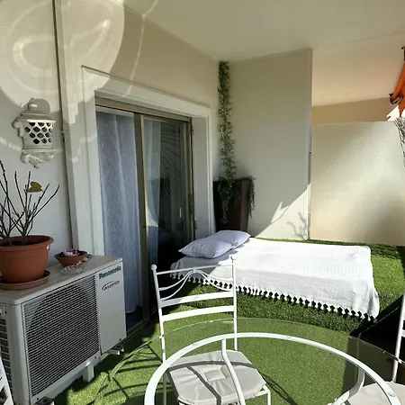 Studio Front De Mer A 10Metres De La Plage Daire